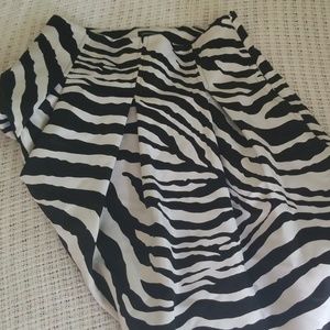 Express DS Zebra Print A-line skirt WITH POCKETS